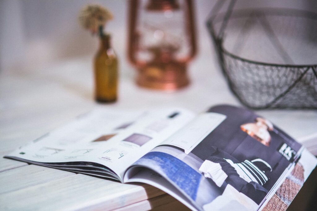 visuel catalogue pexels FBGraphiste